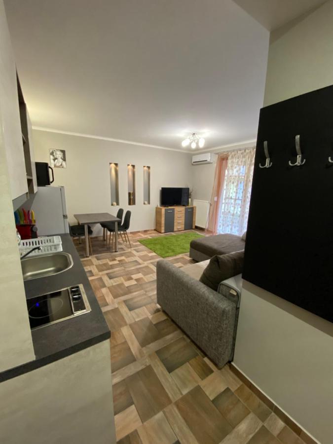 Apartamento Dorina Wellness Siófok Exterior foto